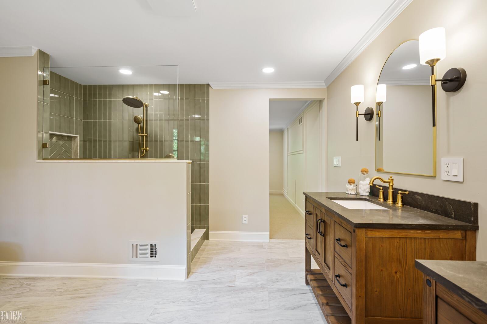 11126 Jonathan Lane Romeo, MI 48065 - Photo 43 of 66 Master Bathroom