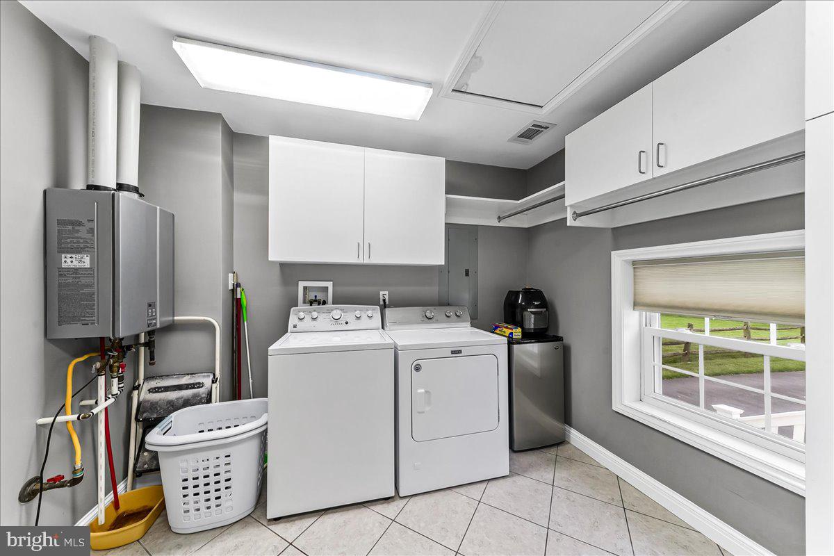 4110 Naamans Creek Road Upper Chichester, PA 19061 - Photo 10 of 39