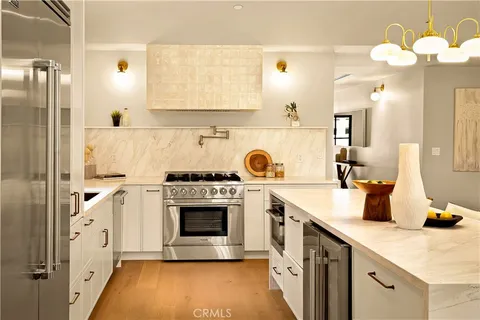 $1,739,500 | 5944 Lasaine Avenue, Encino, CA 91316