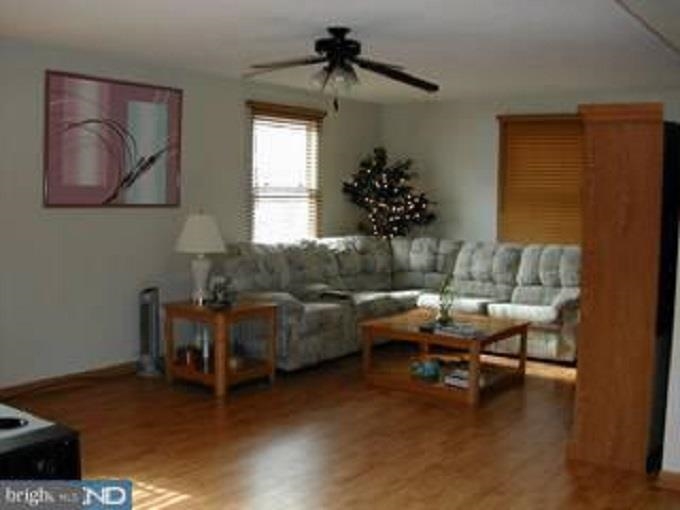 289 Holly Road Williamstown, NJ 08094 - Photo 3 of 14