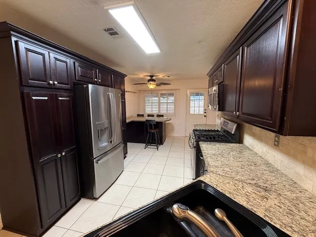 $2,000 | 2902 Silent Drive, Sugar Land, TX 77498