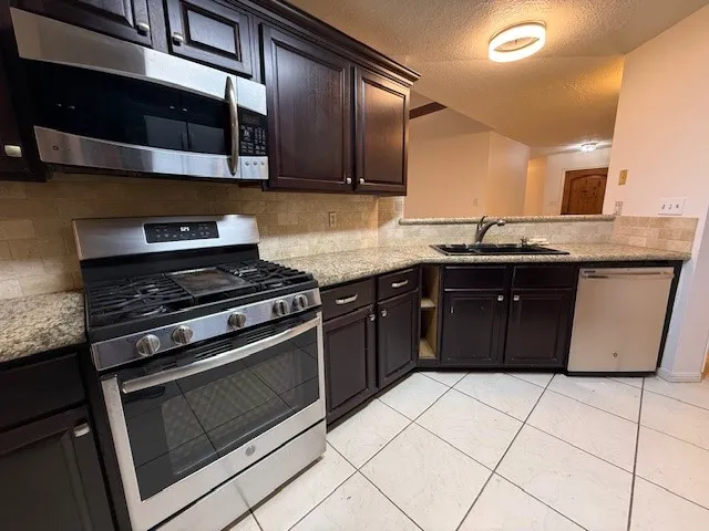 $2,000 | 2902 Silent Drive, Sugar Land, TX 77498