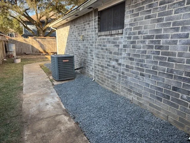 $2,000 | 2902 Silent Drive, Sugar Land, TX 77498