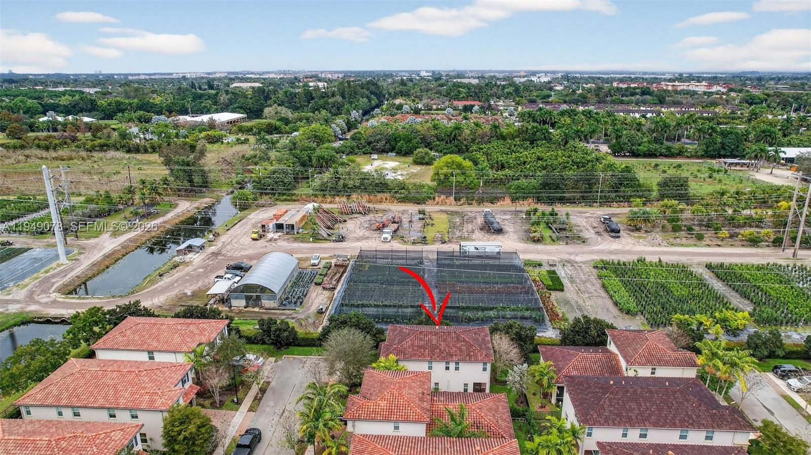 5208 Falcon Trail Davie, FL 33314 - Photo 47 of 49 an aerial view of a house with a garden