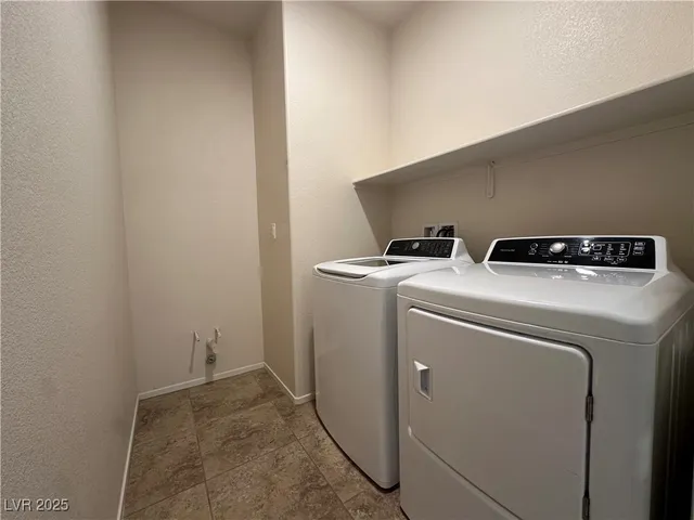 $1,900 | 1293 Luna Del Oro Lane, Henderson, NV 89002