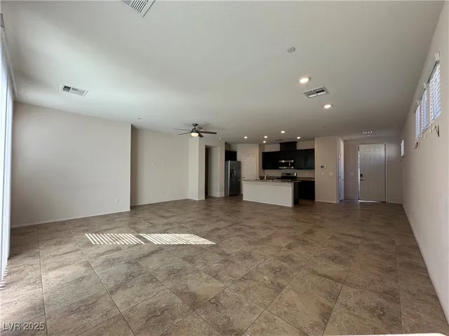 $1,900 | 1293 Luna Del Oro Lane, Henderson, NV 89002