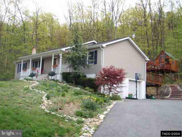 215 Chain Saw Road Dillsburg, PA 17019 - Photo 1 of 25 Gallery Image 1