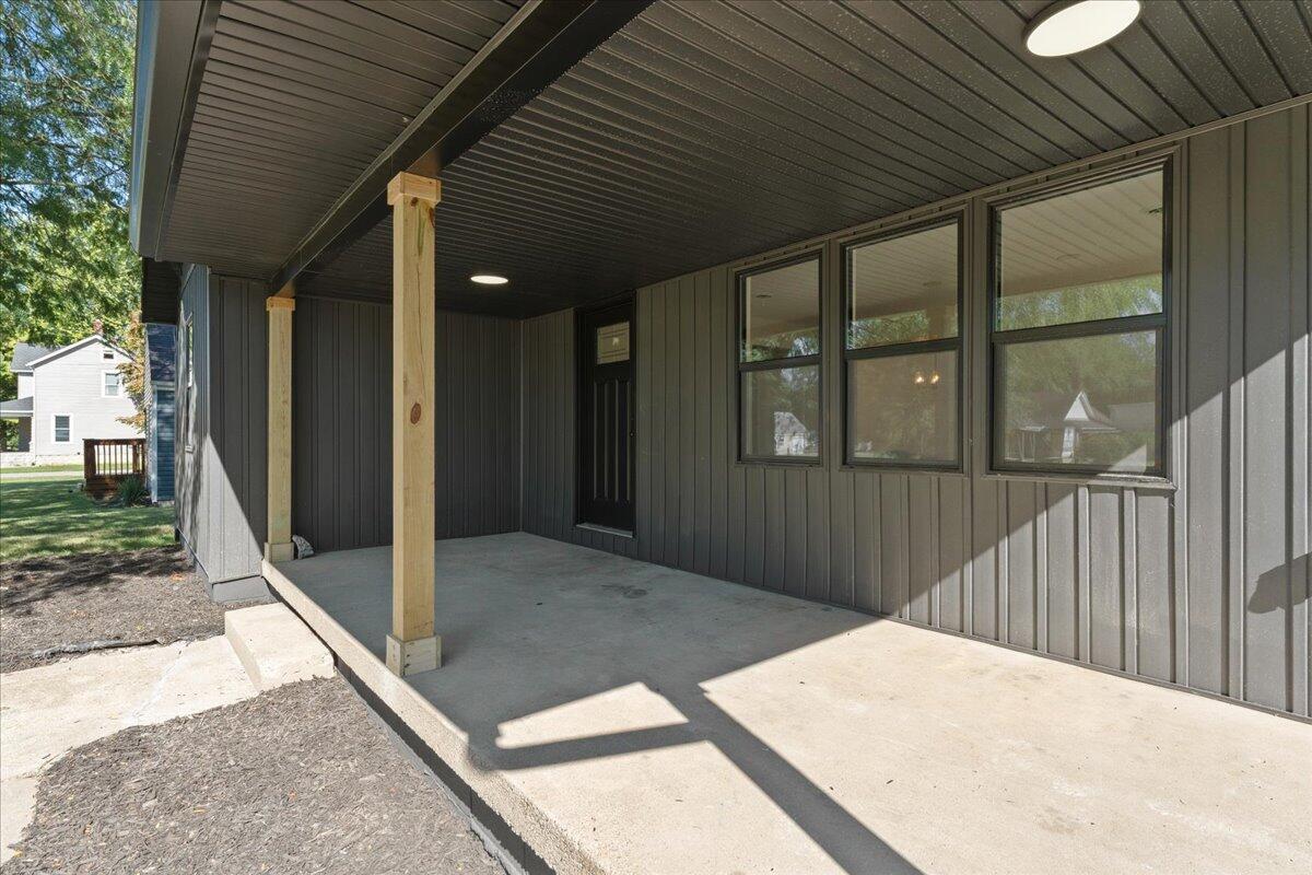 4970 Troy Road Springfield, OH 45502 - Photo 4 of 44 04-TKV02783