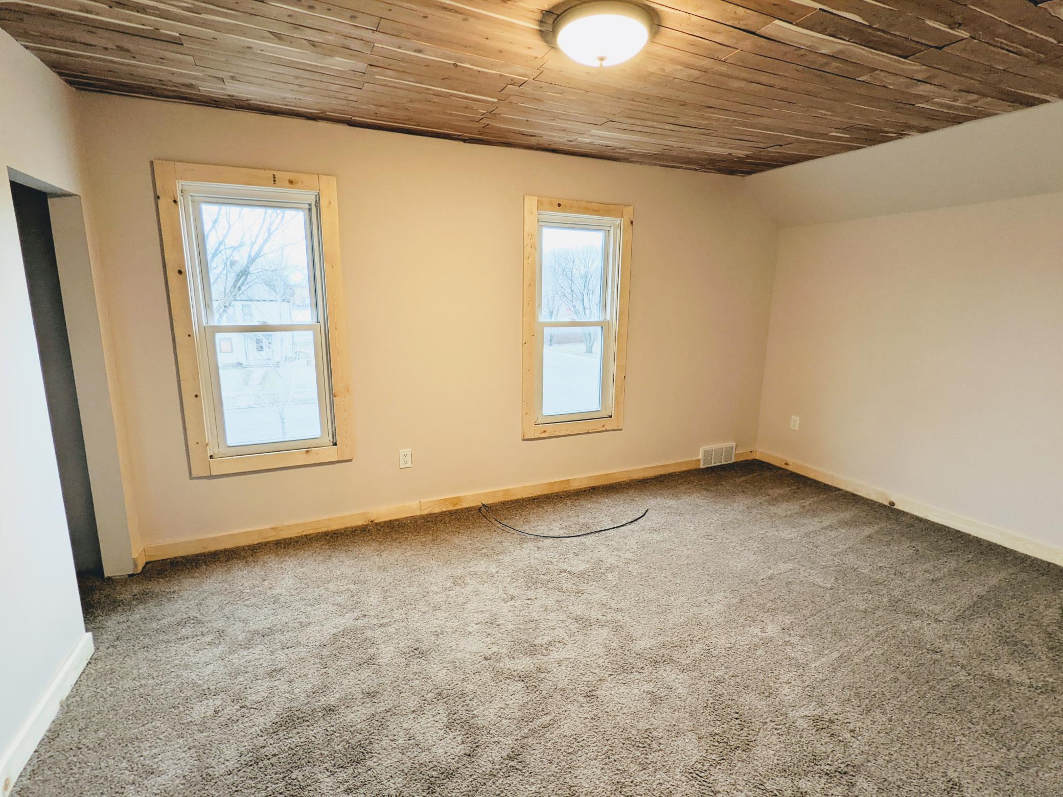 411 South 5th Street Bird Island, MN 55310 - Photo 20 of 24