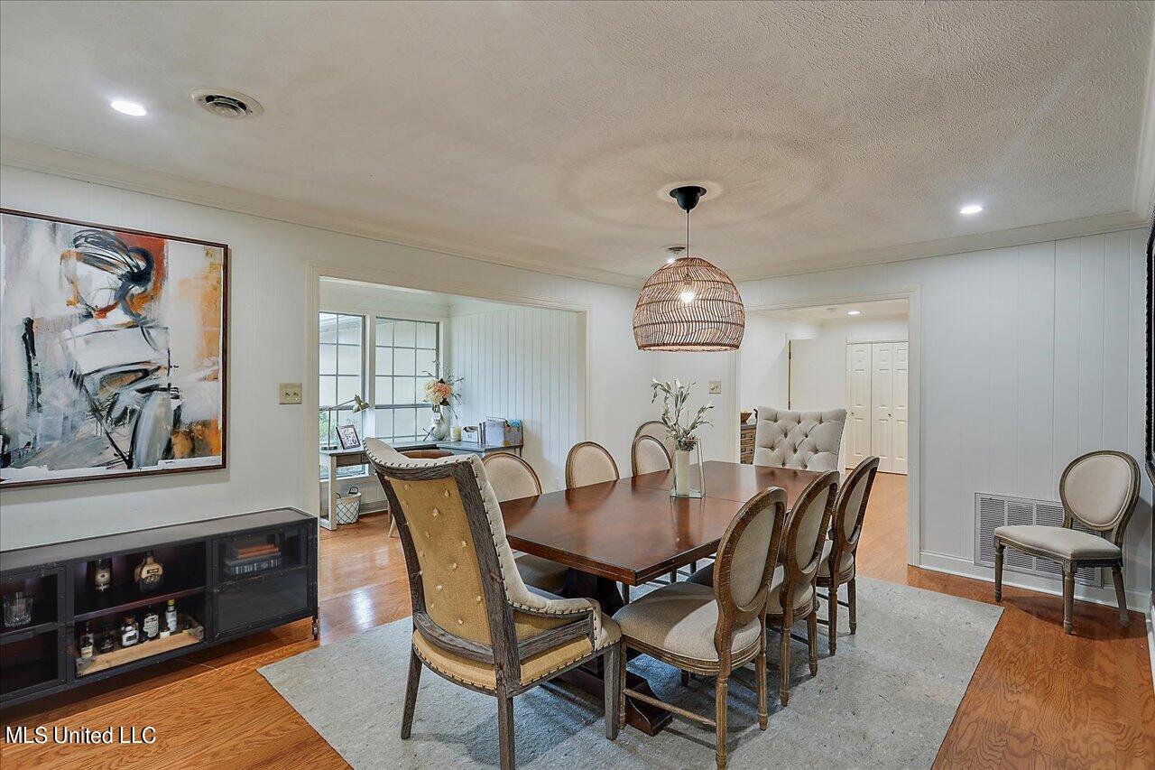 5212 Hialeah Drive Jackson, MS 39211 - Photo 18 of 36 25-5212 Hialeah Dr