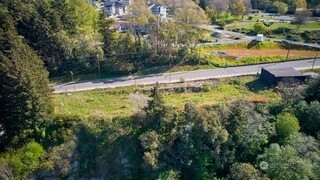 1943 Wheaton Way Bremerton, WA 98310 - Photo 6 of 10 a view of yard with swimming pool