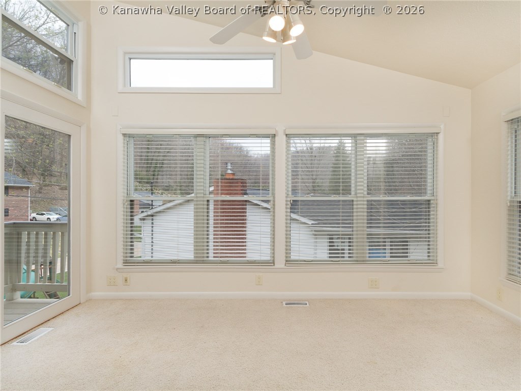 934 Chappell Road Charleston, WV 25304 - Photo 12 of 29 Gallery Image 12