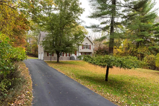 $779,000 | 36 Troxell Trail, Carmel, NY 10512