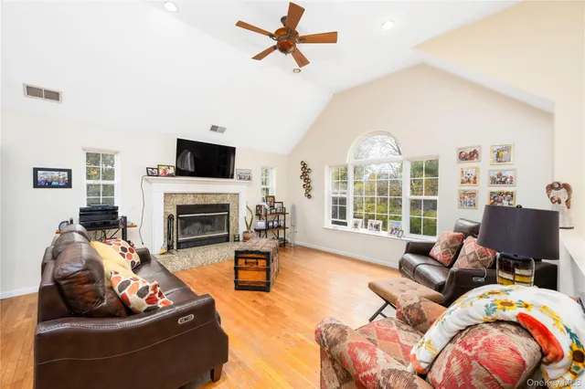 $779,000 | 36 Troxell Trail, Carmel, NY 10512