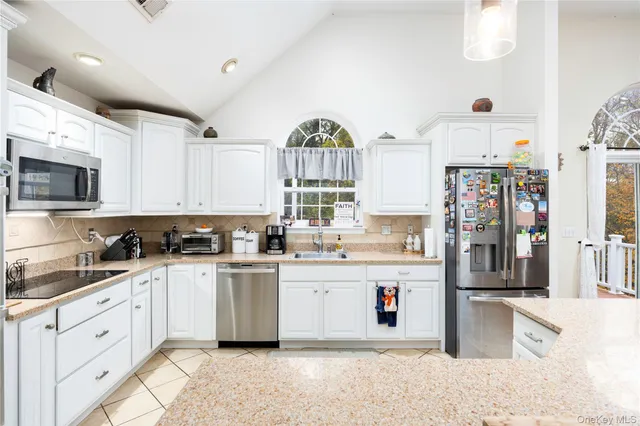 $779,000 | 36 Troxell Trail, Carmel, NY 10512