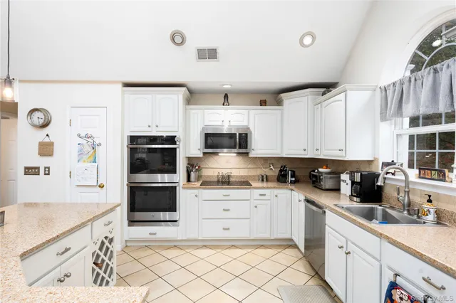 $779,000 | 36 Troxell Trail, Carmel, NY 10512