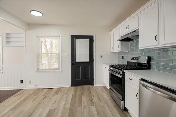$233,950 | 8024 Armstrong Avenue, Kansas City, KS 66112