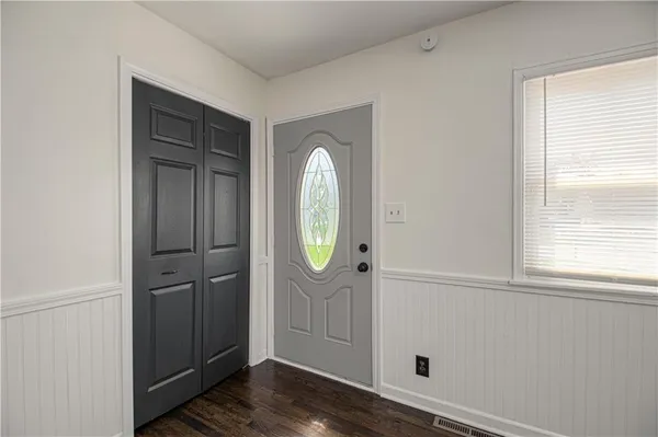 $233,950 | 8024 Armstrong Avenue, Kansas City, KS 66112