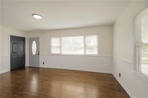 $233,950 | 8024 Armstrong Avenue, Kansas City, KS 66112