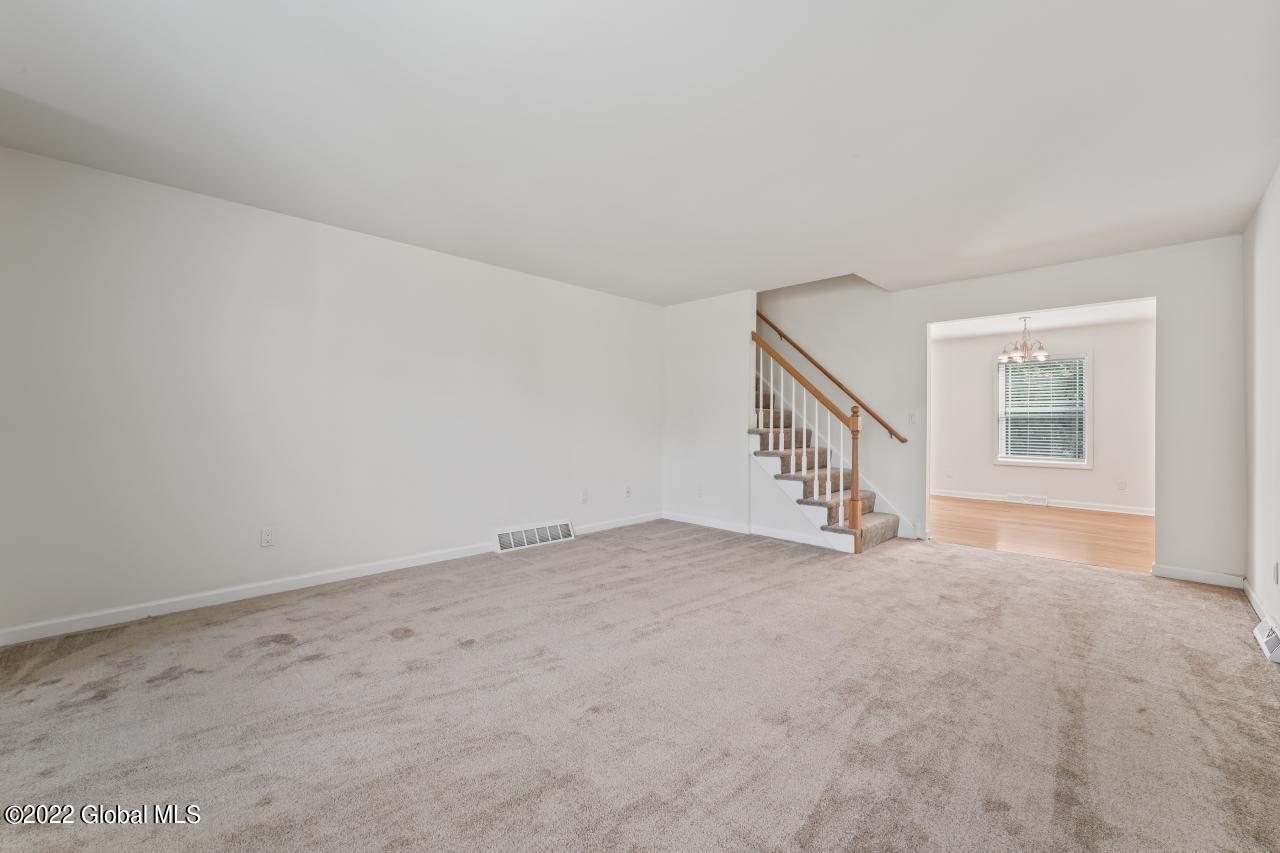 48 Plank Road Halfmoon, NY 12188 - Photo 4 of 13 Living Room