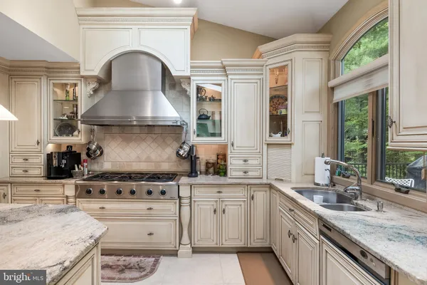 $825,000 | 21 Teak Court, Cherry Hill, NJ 08003