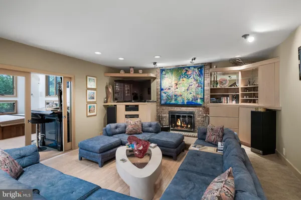 $825,000 | 21 Teak Court, Cherry Hill, NJ 08003