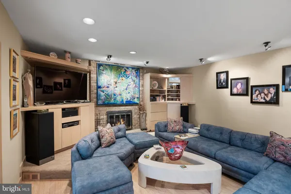 $825,000 | 21 Teak Court, Cherry Hill, NJ 08003