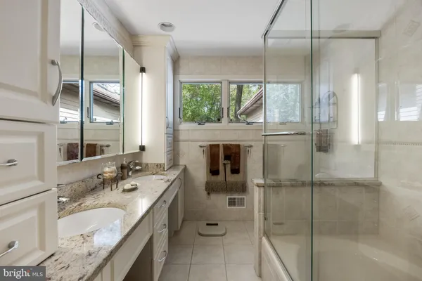 $825,000 | 21 Teak Court, Cherry Hill, NJ 08003