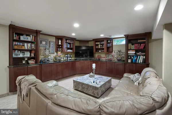 $825,000 | 21 Teak Court, Cherry Hill, NJ 08003