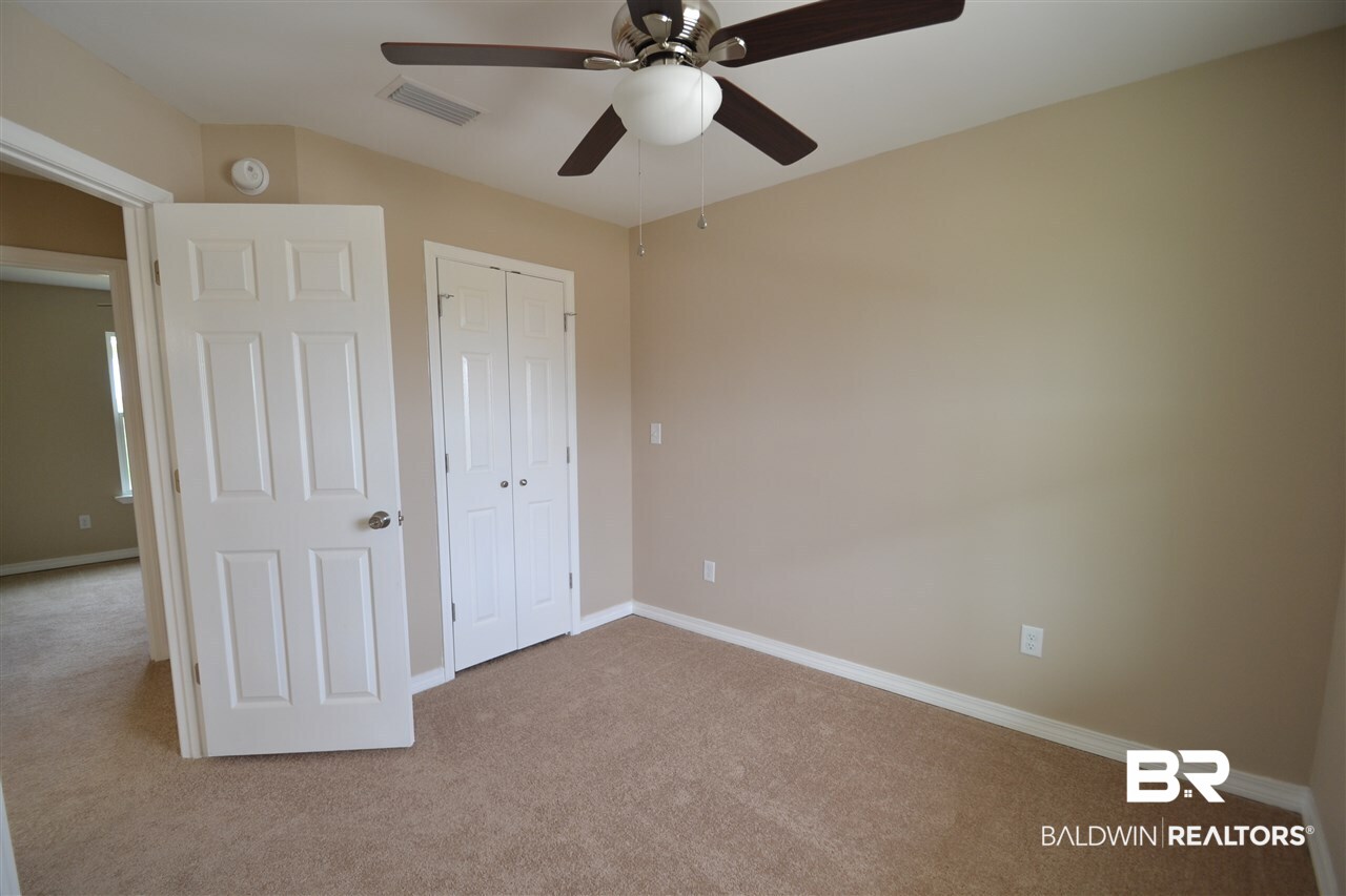 122 Eagle's Loop Robertsdale, AL 36567 - Photo 5 of 11