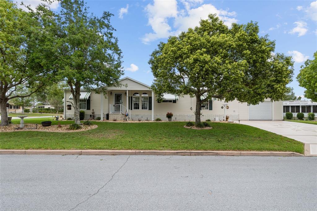 7340 Devine Avenue Brooksville, FL 34613 - Photo 1 of 56