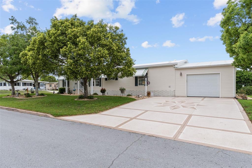 7340 Devine Avenue Brooksville, FL 34613 - Photo 3 of 56