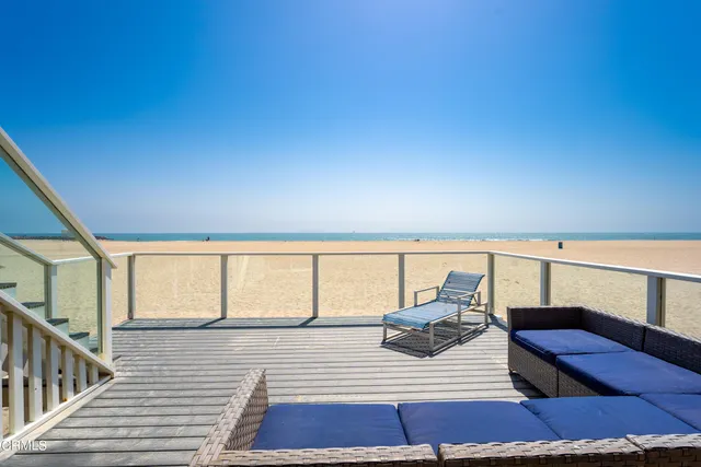 $9,000 | 305 Ocean Drive, Oxnard, CA 93035