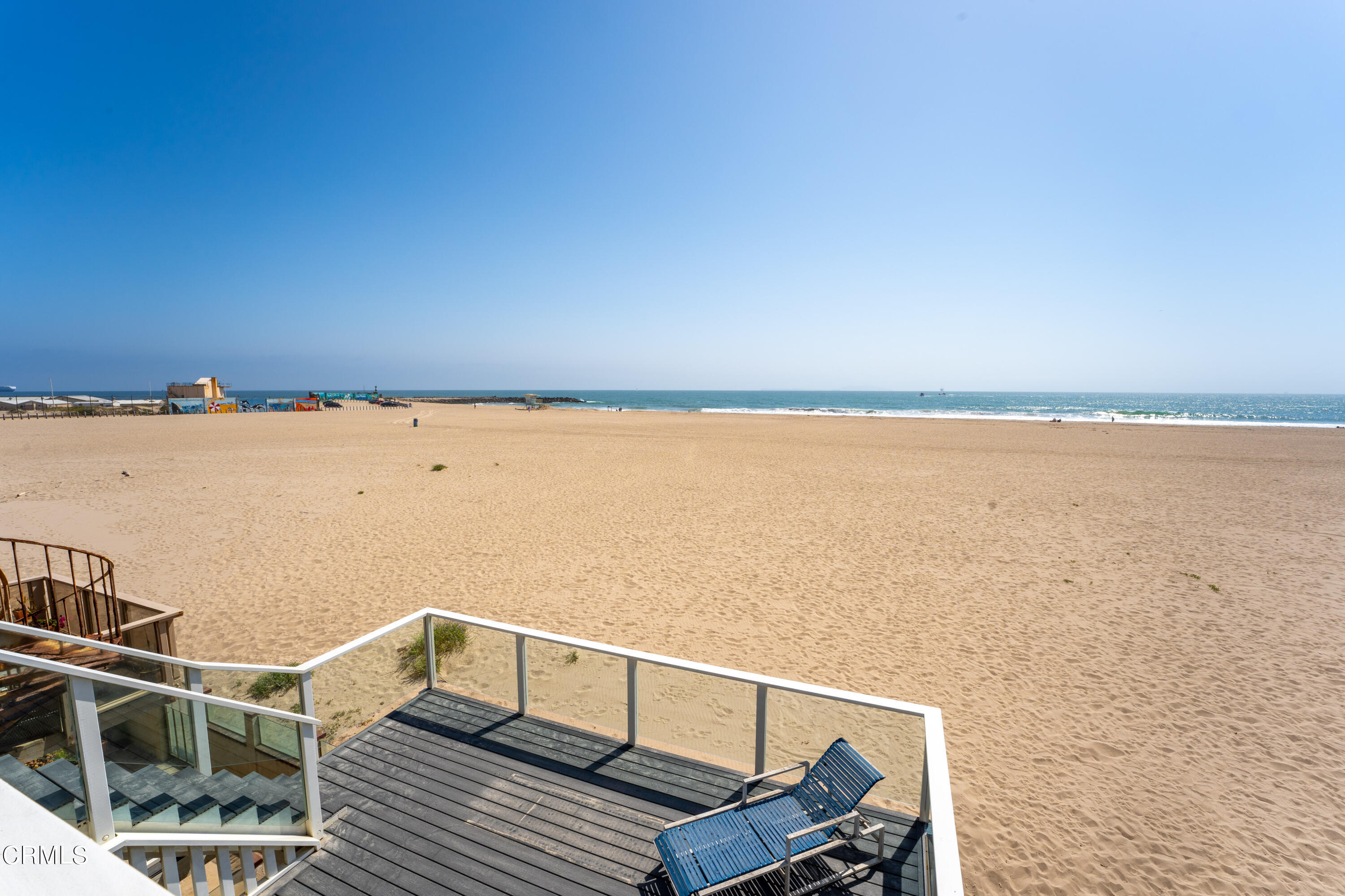 305 Ocean Drive Oxnard, CA 93035 - Photo 30 of 39 305 OCean MLS-34