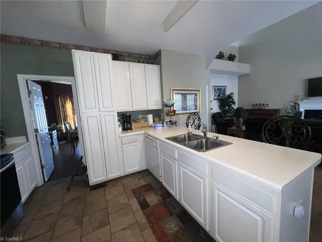 $358,900 | 4504 Laurel Run Drive, Greensboro, NC 27410