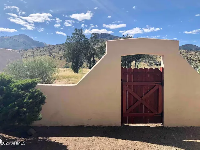 $297,500 | 4478 South Bamboo Circle, Hereford, AZ 85615