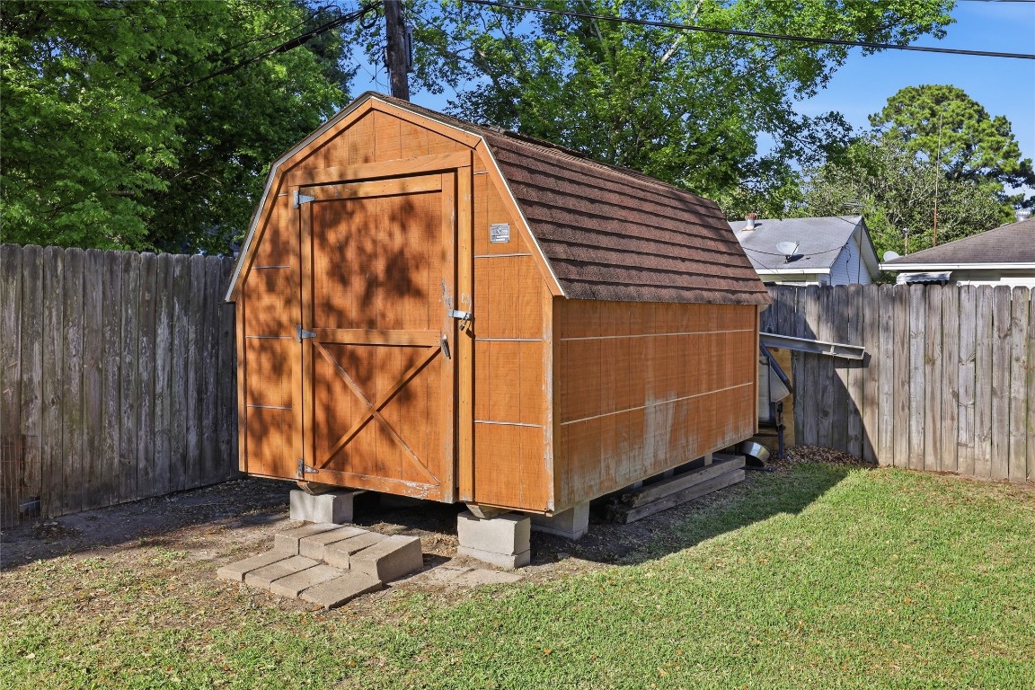 5675 South Kenneth Avenue Beaumont, TX 77705 - Photo 23 of 26