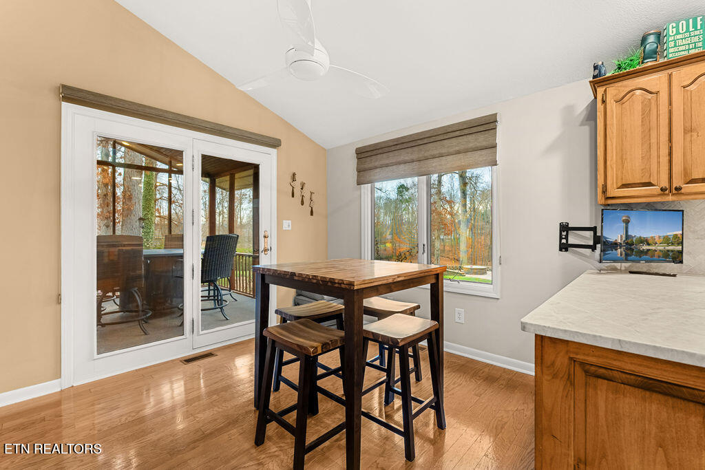 135 Inata Circle Loudon, TN 37774 - Photo 19 of 58 DSC01997-HDR_1