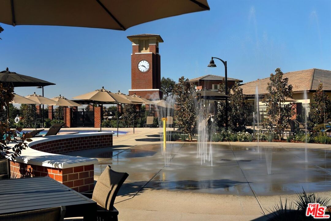3709 Parterre Court Bakersfield, CA 93311 - Photo 19 of 30 a view of a building with street view