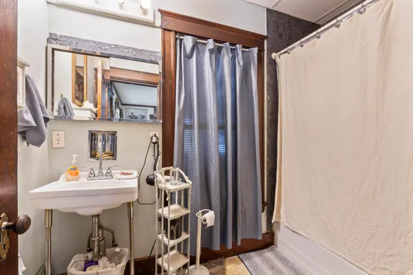 $399,000 | 61 Roy Avenue, Auburn, ME 04210