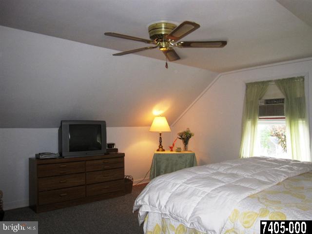 1630 Parkview Road York, PA 17406 - Photo 16 of 25 Gallery Image 16