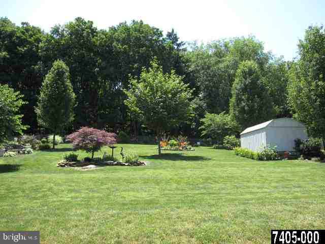 1630 Parkview Road York, PA 17406 - Photo 23 of 25 Gallery Image 23