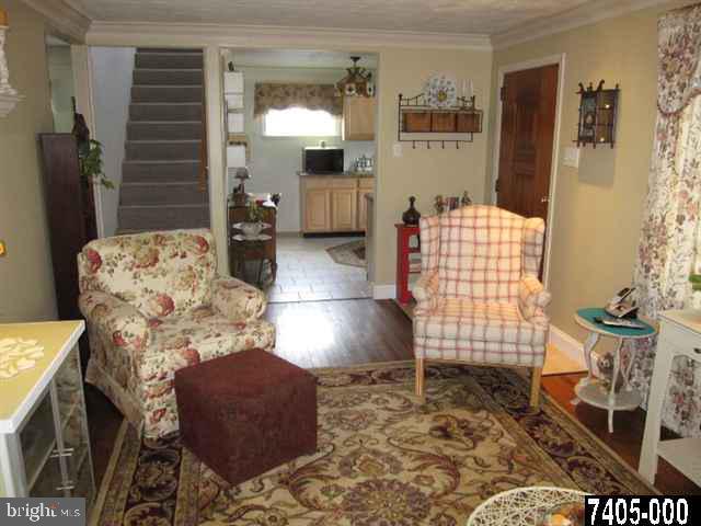 1630 Parkview Road York, PA 17406 - Photo 4 of 25 Gallery Image 4