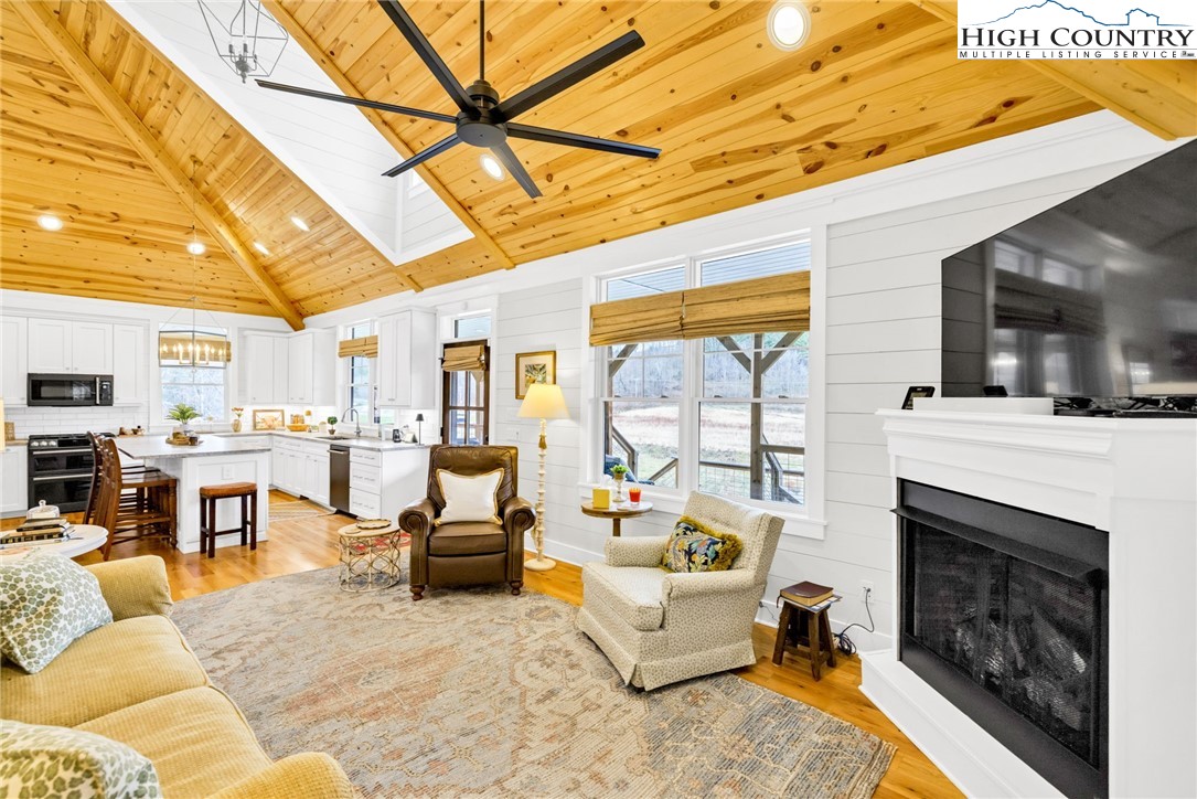 2507 Parker Eller Road Warrensville, NC 28693 - Photo 14 of 49