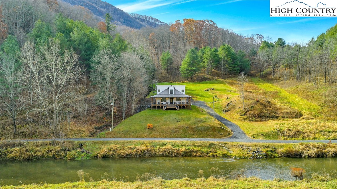 2507 Parker Eller Road Warrensville, NC 28693 - Photo 2 of 49