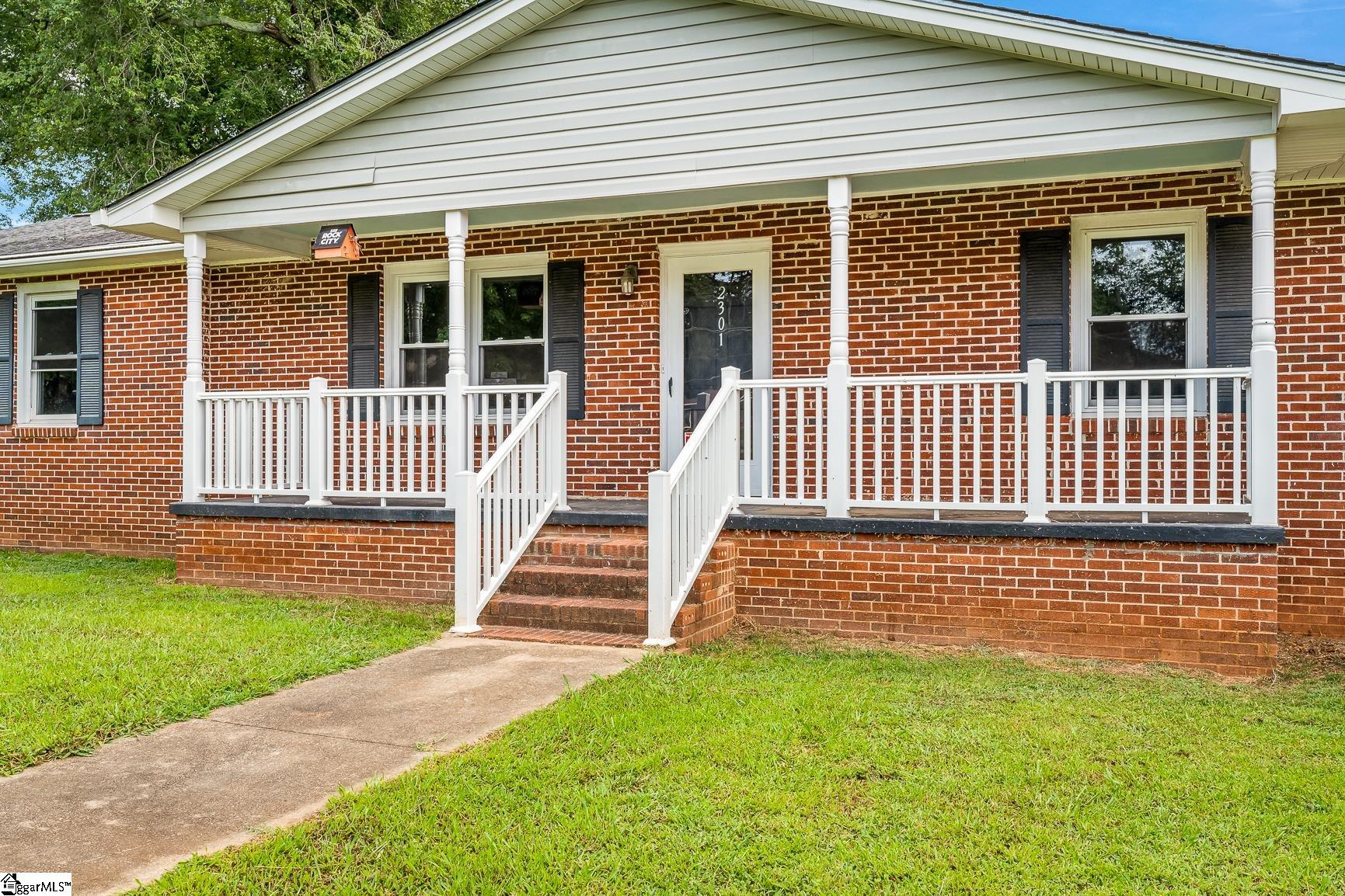 2301 Poplar Lane Anderson, SC 29621 - Photo 1 of 25