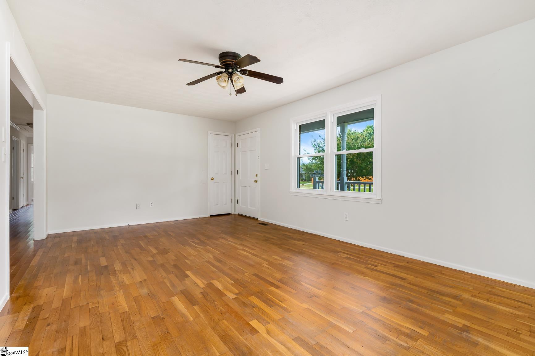 2301 Poplar Lane Anderson, SC 29621 - Photo 3 of 25