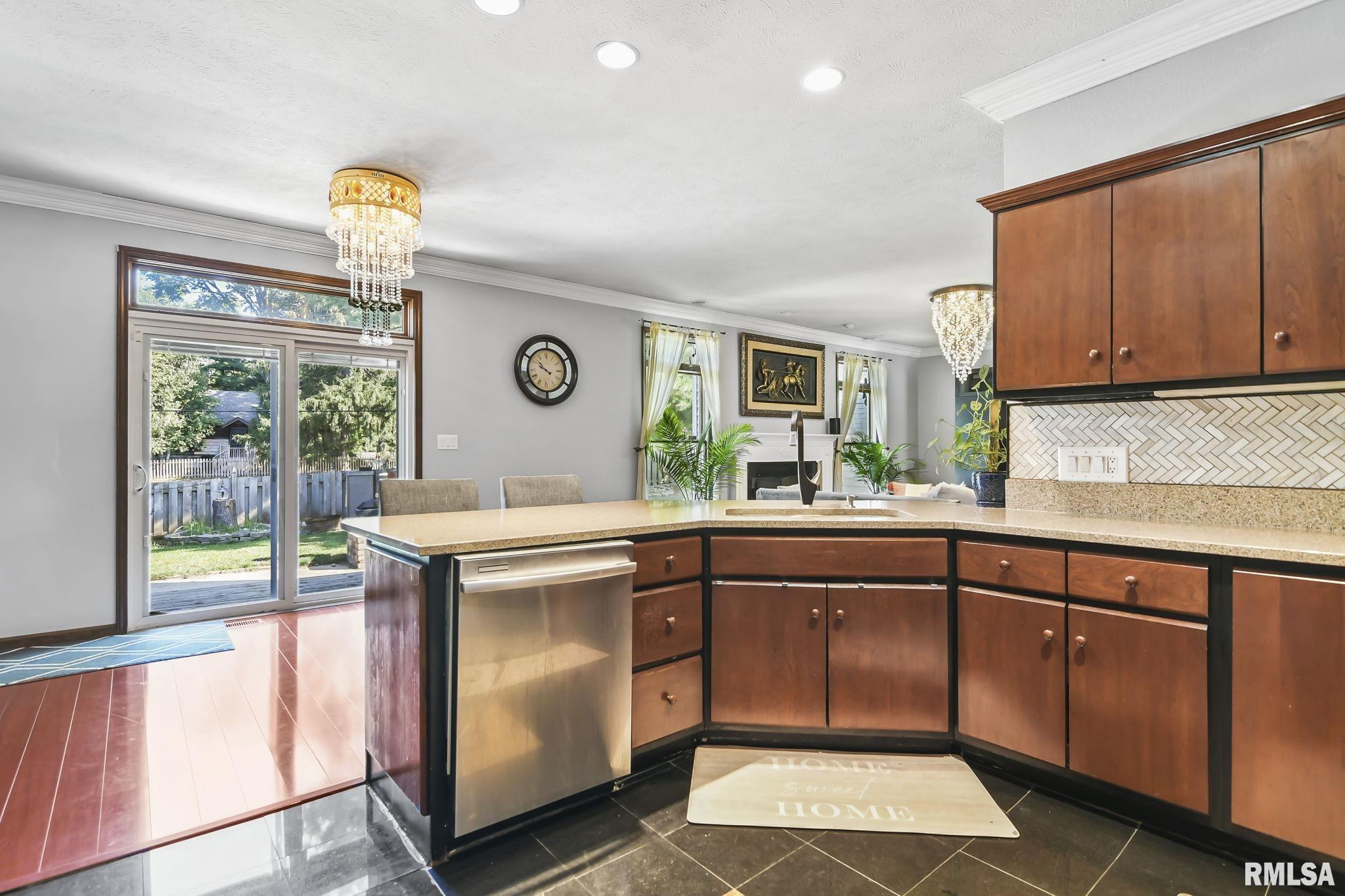 4067 Springer Lane Springfield, IL 62711 - Photo 14 of 50