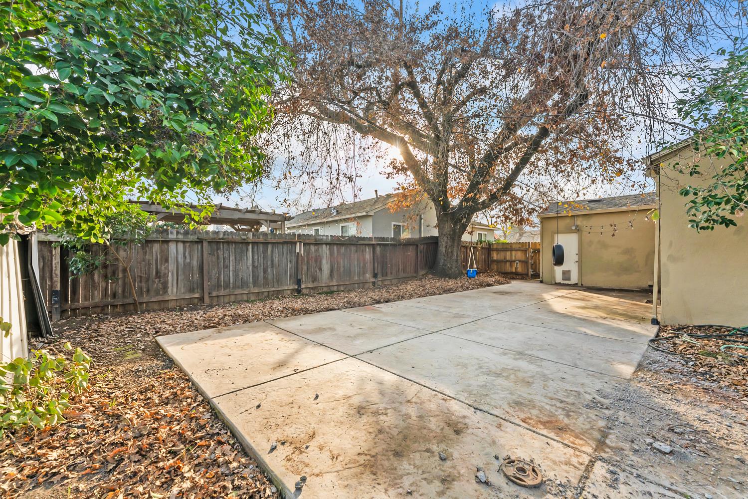 4817 Concord Road Sacramento, CA 95820 - Photo 36 of 38