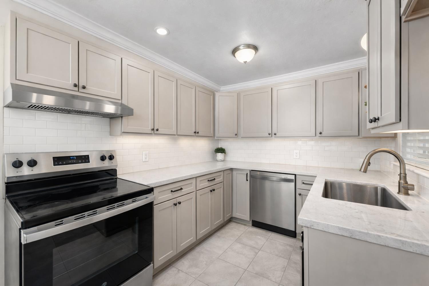 4817 Concord Road Sacramento, CA 95820 - Photo 8 of 38 This photo has been digitally altered.